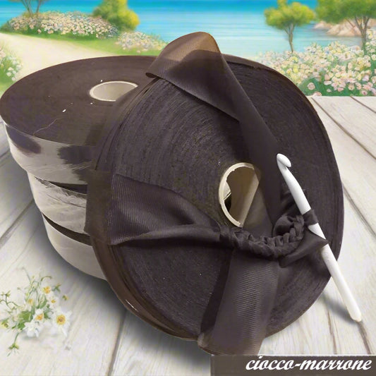 marrone scuro testa di moro cioccolato shop fettuccia maglina stafil jersey borse cestini tappeti uncinetto scaldacollo collane pochette clutch bags progetti crochet e knitting