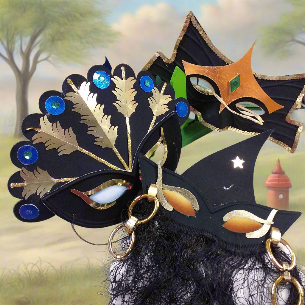 maschera carnevale veneziana classica donna festa party a tema piume animali pavone paillettes frange befana