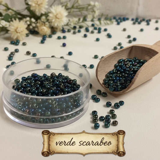 verde scarabeo rocailles perline vetro 2.5 mm 9.0 diametro conteria lavorazione bijoux gioielli di bigiotteria e fiori di perle esclusive centrini tissage tipo metallico per addobbi natalizi