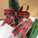 come creare con classico rosso verde oro scozzese nastro tartan quadretti con bordo rinforzato per fiocchi coccarde addobbi decorazioni albero di Natale pinetto innevato