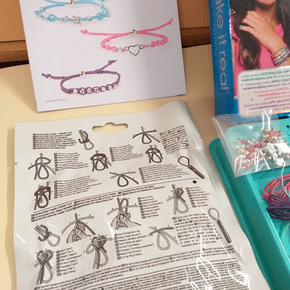 istruzioni come creare nodi scoubidou e braccialetti di perline scintillanti per ragazzine