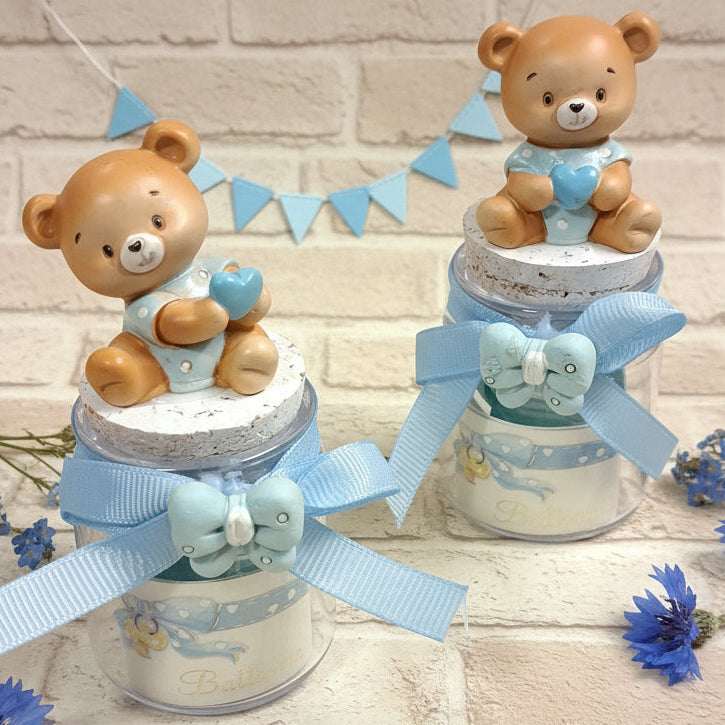 bebè maschietto celeste bimbo orsetto applicazione barattolo vasetto vetro tappo sughero cuoricino gesso idea fai da te bomboniere nascita Battesimo primo compleanno babyshower