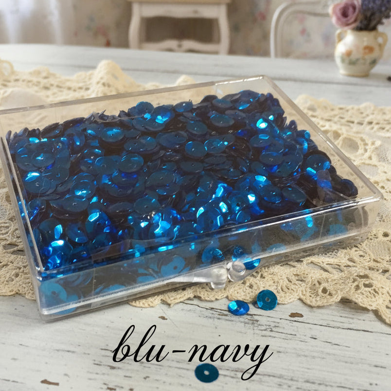 blu-navy sequins paillettes lustrini ricamo moda abbigliamento mare estate uso ricamare costumi sandali borse bijoux di bigiotteria cappelli abiti da sera e teatro abiti cerimonia matrimonio fiori