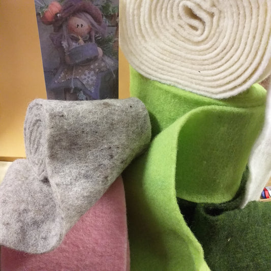bianco grigio verde rosa colori tessuto stoffa feltro di pura lana cotta modellabile uso lavoretti natalizi pasquali creare bambola di pezza streghetta addobbi decorazioni befanella Halloween gnomi