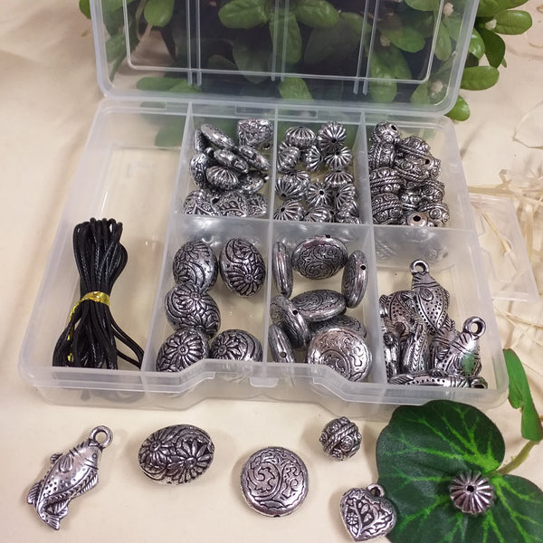 Resin Art olive ciondoli pesci cuoricini valigetta cofanetto plastica organizer rondelle sfere palline e distanziatori componenti metallo resina perle grandi perline piccole per bigiotteria collane bracciali di cordoncino