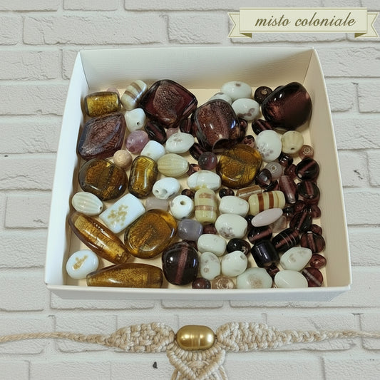 coloniale assortimento perle vetro veneziane bracciale collana vendita sfuse a peso mezzo chilo trasparenti forme tubetto medaglia ovale pastiglia fai da te gioielli bijoux di bigiotteria macramè