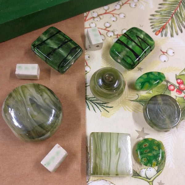 olive piastre medaglie quadrate forme miste assortite perle colore verde bamboo vetrina perline di vetro particolari originali veneziane-style per bijoux fai da te gioielli di bigiotteria