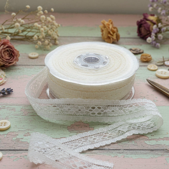 nastrino avorio panna pizzo passamaneria copripunto bordure fiori per bomboniere fai da te confezionare sacchetti packaging segnaposto coccarde portaconfetti