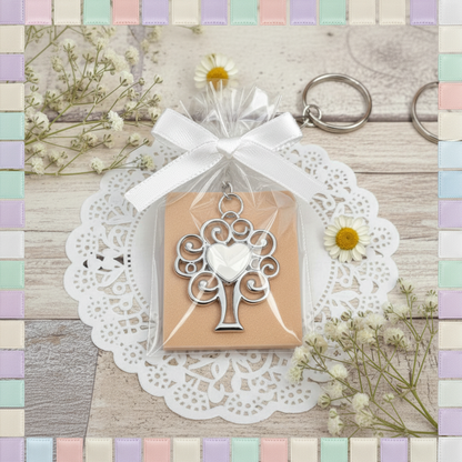 confezione regalo portachiavi con ciondolo metallo zama albero della vita cuore placca applicazione piastra pendente, charms uso ricordini gadget souvenir segnalibro pensierini bomboniere