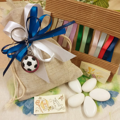coccarda bianco blu souvenir ciondolo portachiavi pallone di calcio anello catenella ricordino gadget confezionato sacchetto confetti rustico bomboniera bigliettini Comunione Cresima