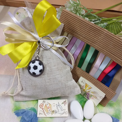 coccarda gialla souvenir ciondolo portachiavi pallone di calcio anello catenella ricordino gadget confezionato sacchetto confetti rustico bomboniera bigliettini Comunione Cresima