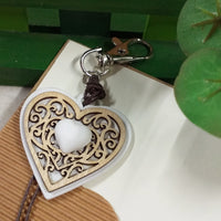 segnaposto bomboniera portachiavi cuore legno gessetto moschettone cordino cerato