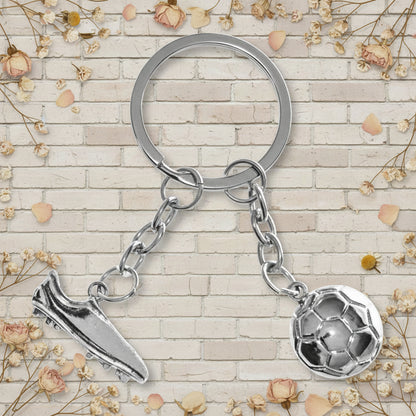 portachiavi di metallo scarpetta e pallone da calcio da confezionare come bomboniera segnaposto prima comunione santa cresima 18° compleanno laurea