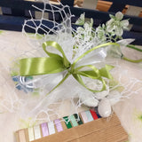 verde sacchetto confetti italiani maxtris a rete bianca confezionato coccarda fiocco bigliettino stampato scelta colori nastrini o kit fai da te