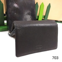 visione frontale colore nero ecopelle portafoglio donna scomparti portacarte borsellino centrale portadocumenti classico idea regalo