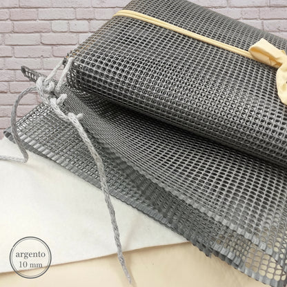 vendita a metro di rete di plastica canvas argento quadratino 10 mm retina da lavorare con uncinetto mezzopunto per irrigidire borse artigianali di fettuccia corda macramè ecopelle rafia juta
