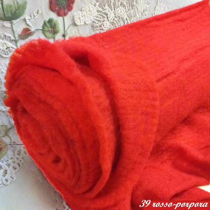 rosso porpora feltro vello di lana Stafil-Lehner Filz Ultima Wolle tessuto morbido modellabile panno 4 mm uso creare bambolina natalizia gonna fiocco rivestire piedi di legno palline ago infeltrimento