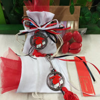 kit fai da te confetti sacchetto bianco da confezionare tulle tris colori nastrini bianco rosso nero portachiavi tocco cappello laurea ciondolo smaltato pergamena nappina bomboniera scelta nastri