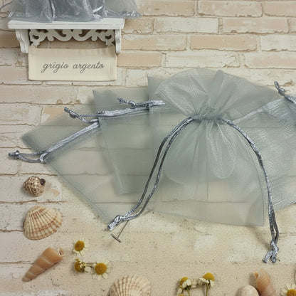 grigio argento sacchetti organza bustine portaconfetti bomboniere uso confezionare confetti confettata matrimonio anniversario nozze comunione cresima stile shabby confezioni regalo portariso sposi packaging lavanda confezionamento pot-pourri fiori profumati