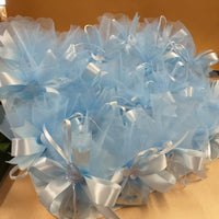 sacchettini nascita battesimo maschietto bimbo celeste azzurro confezionati confetti bigliettino applicazione bavaglino carrozzina