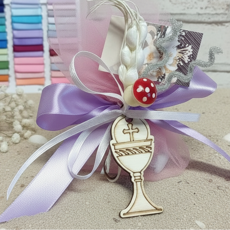 rosa lilla sacchetto confetti bambina femminuccia comunione cresima bomboniera con calice legno green shabby mazzolino funghetto spiga nebbiolina bigliettino