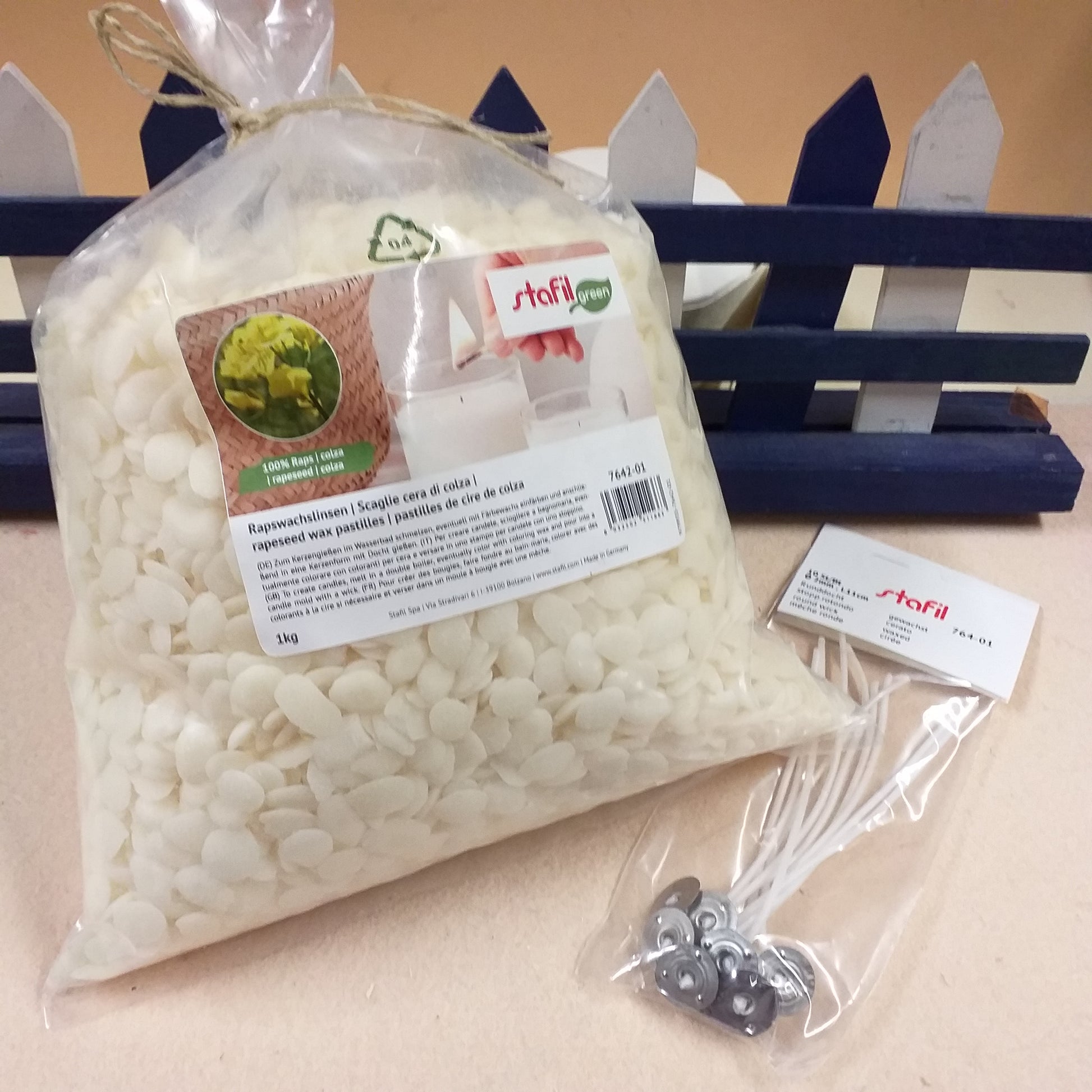 10 stoppini con graffetta metallo e vendita da 1 kg scaglie cera di colza pastiglie lenticchie da olio vegetale stafil green kit creare candele ecologiche fai da te con stoppini cerati