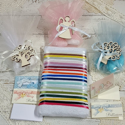 scelta colori sacchetto di tulle bomboniere battesimo nascita babayshower entro 1 euro con ciondoli angioletto angelo stilizzato albero della vita in legno shabby chic bigliettino