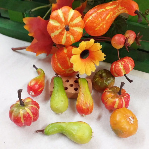 shop online vendita miniature zucche ornamentali decorative finte halloween autunno vetrina assortimento pick girasole melograno foglie acero