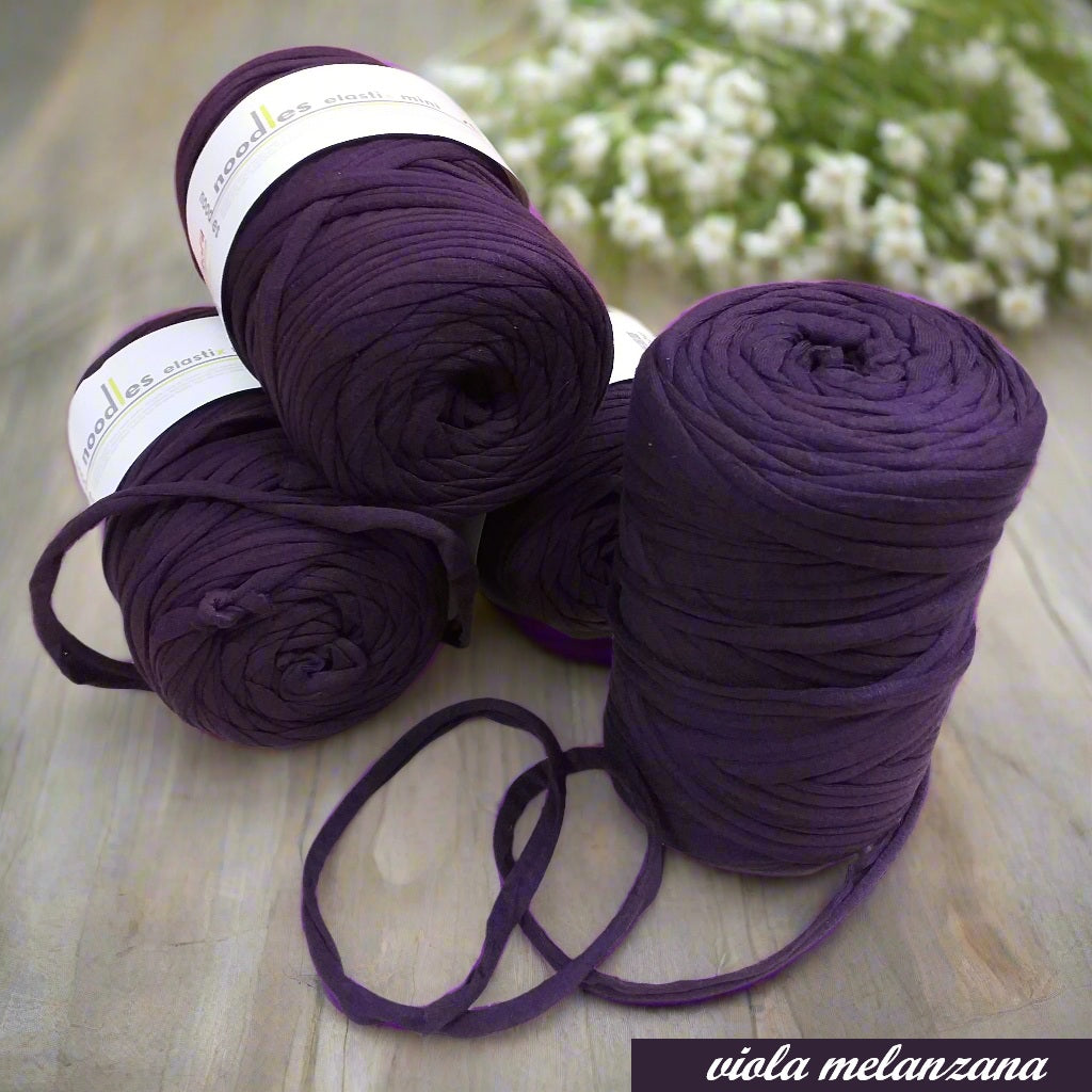 viola melanzana fettuccia cotone elastico stafil Noodles per borse uncinetto pochette clutch bags abbigliamento moda sportina borsina cestini bimbi pelosetti cucce culle