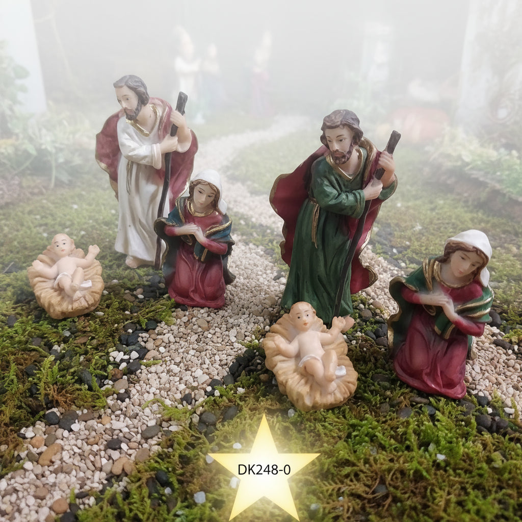Sacra Famiglia Natività Presepe set statuine resina Gesù Giuseppe Maria Madonna 7 cm rosso verde bianco fai da te ambientazione natalizia composizioni idee regalo