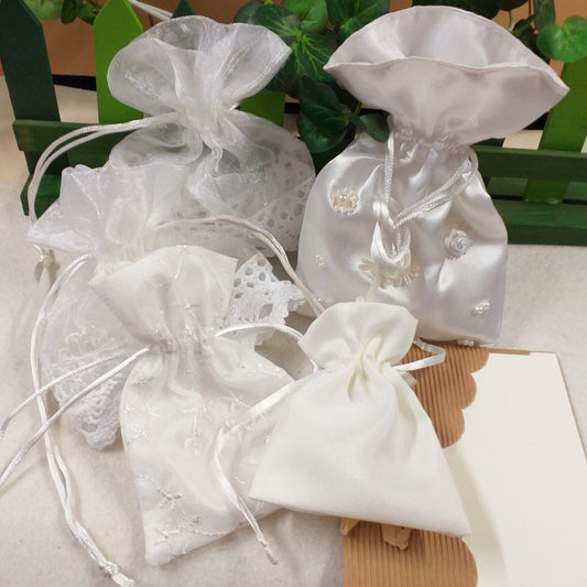 bianchi matrimonio comunione cresima shop online negozio di vendita stock offerta sacchetti portaconfetti economici sacchettini colorati assortiti misti portalavanda portariso portapetali porta pot pourri fiori secchi profumati