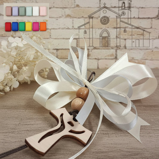nastro shabby crema grigio perlato bomboniere segnaposto Comunione Cresima fiocco coccarda e portachiavi perline Tau francescano legno Croce