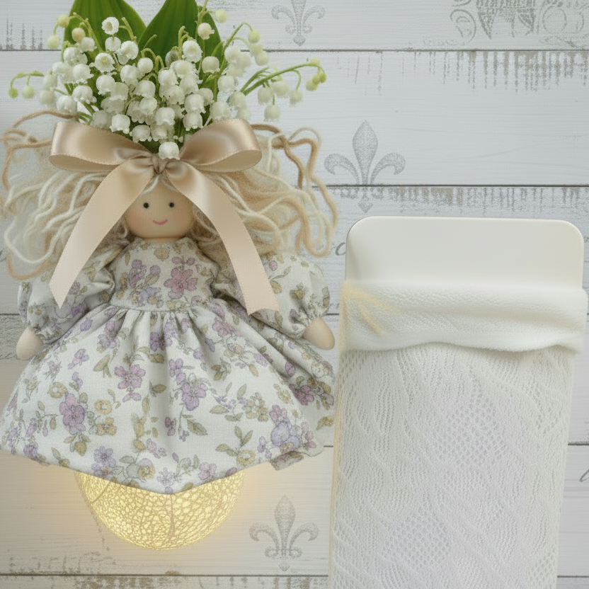 bianco vetrina negozio tessuto tubolari elasticizzati pizzo rete cotone estensibile per bambole fiori rose sfere palline Natale uova Pasqua decorazioni addobbi bamboline mughetti