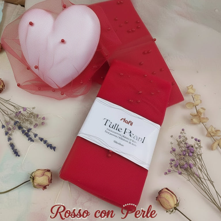 vetrina tulle pearl stafil ritagli 100 x 68 cm rosso ciondoli perle applicazioni idea rivestire cuore polistirolo  allestimento vetrinistica casa negozio packaging san valentino 