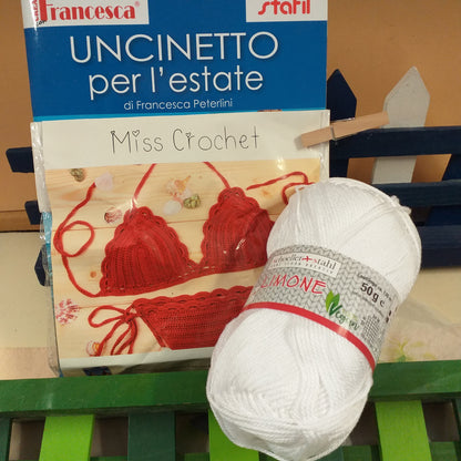 gomitolo filato vegano bianco Stafil-Schoeller limone e Uncinetto per l'estate schemi facili moderni manuale libretto per realizzare capi d'abbigliamento di cotone grosso per spiaggia mare costume bikini da bagno top magliette canotta crochet creativo
