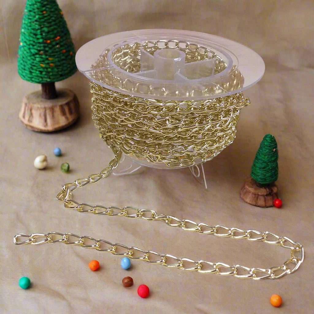 catenella dorata vendita  a rotolo catenina borse uncinetto artigianali fai da te bigiotteria collane bracciali di perline gioielli bijoux di perle