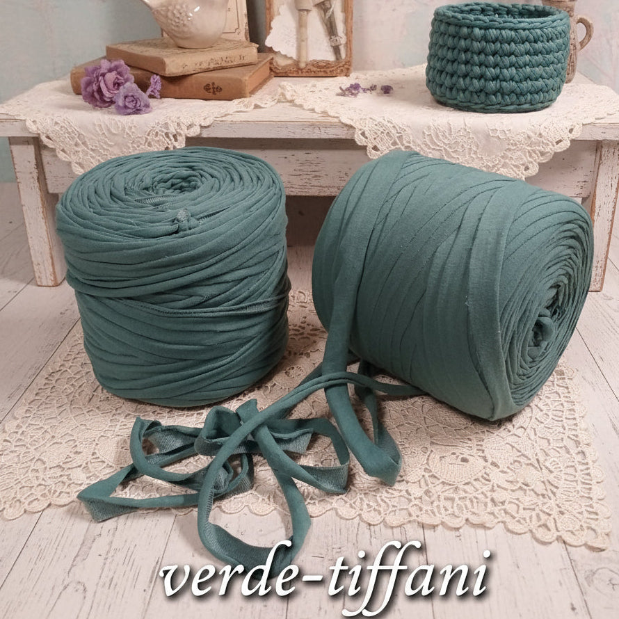 verde-tiffani eco cotone lycra fettuccia wiggly cucirini tre stelle per borse uncinetto cestini portavaso pochette clutch bags sacche zainetti amigurumi lavori crochet filato yarn garne t-shirt colorato moda fashion abbigliamento 