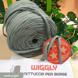 verde-grigio Wiggly fettuccia per borse uncinetto crochet bag pochette eco cotone lycra Cucirini Tre Stelle filato yarn garne t-shirt colorato moda fashion abbigliamento