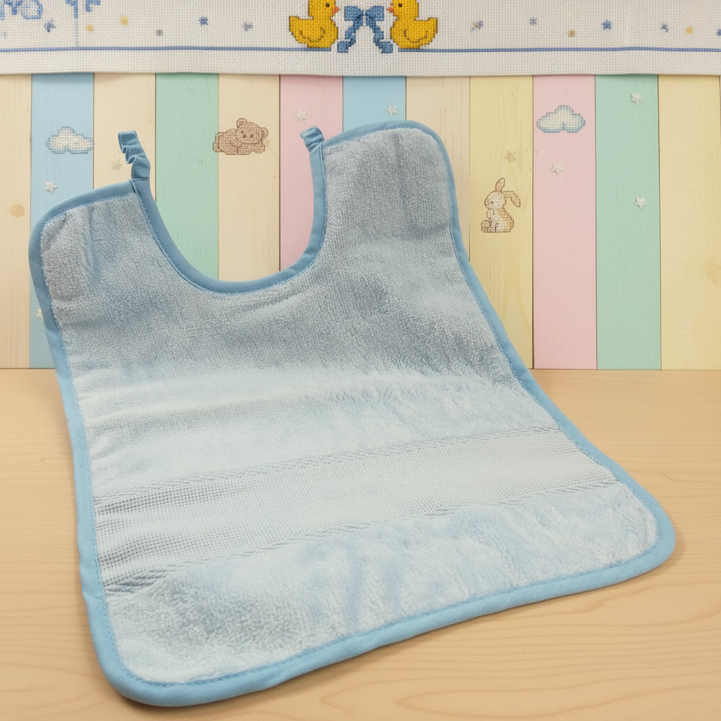 azzurro celeste bavaglia per punto croce, bavaglini da ricamare con spugna ciniglia e tela aida con elastico, uso prima pappa scuola infanzia asilo corredino coordinato bimbo maschietto