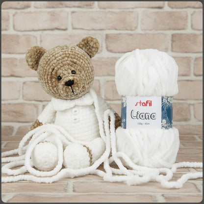 colore bianco lavori a maglia ciniglia lana Stafil Liana gomitolo 100 g 65 metri filato idea schemi uncinetto cartamodelli pupazzo amigurumi orsacchiotto bambola