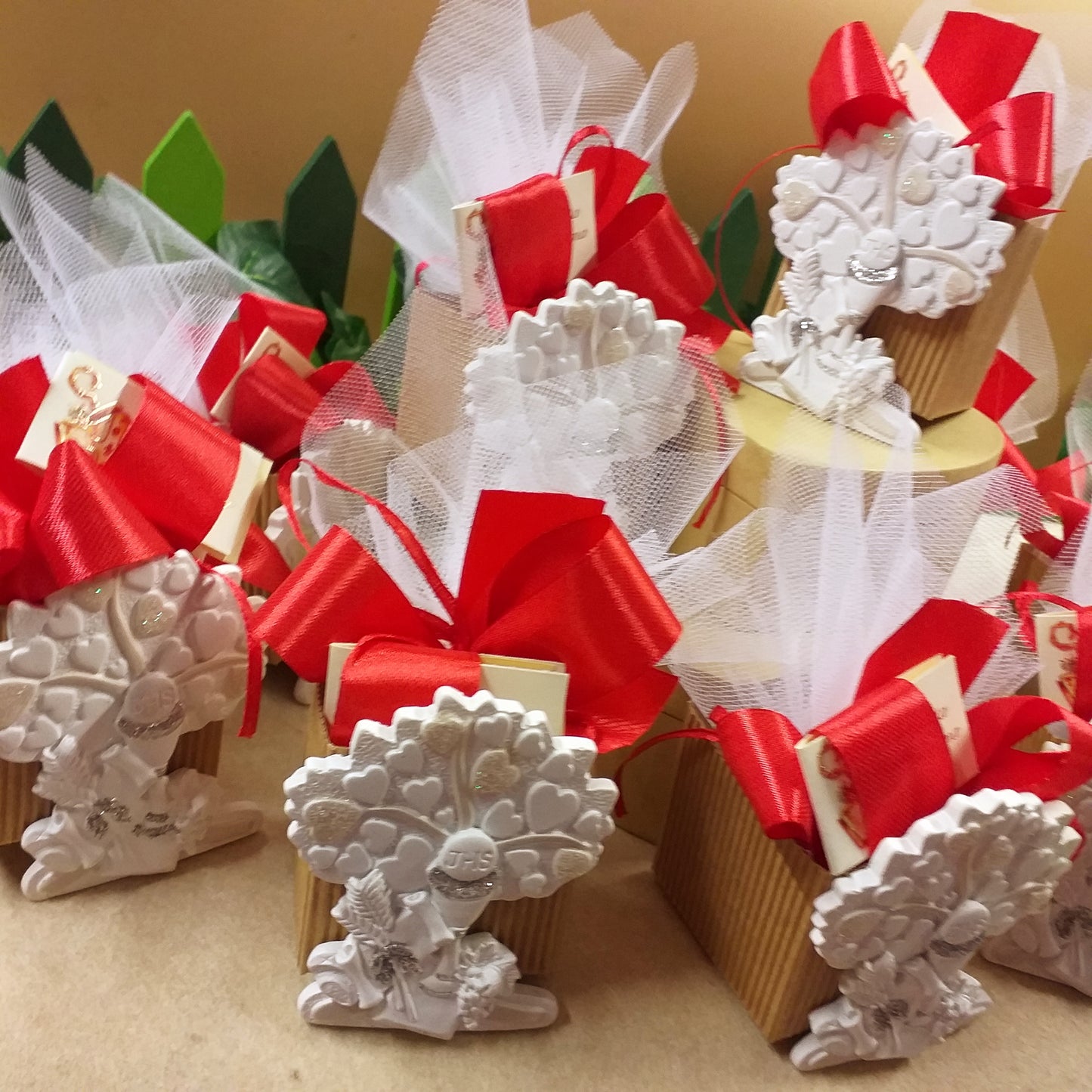 Tulle nastro bianco rosso albero della vita cuori simboli Calice spighe uva icona sacra religiosa bomboniere Prima Comunione Santa Cresima confezionata confetti bigliettino