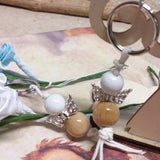 celeste bianco bomboniere portachiavi angioletto perline artigianale fatto a mano angelo perle legno personalizzato per Battesimo bimbo Comunione Cresima confezionato