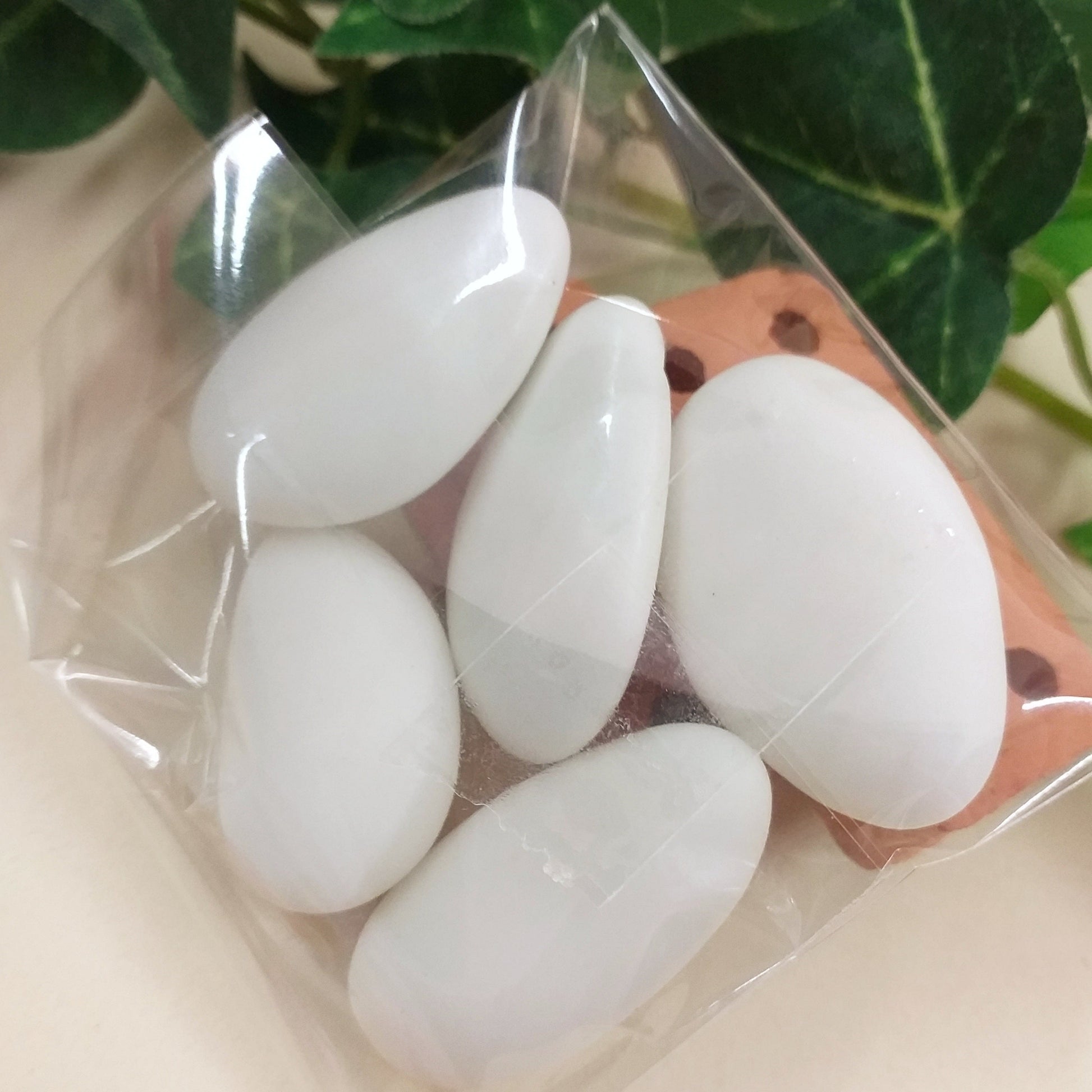 confetti bianchi per bustine trasparenti di plastica morbida confezionate gusto mandorla cioccolato per bomboniere fai da te con sacchetti portaconfetti economici