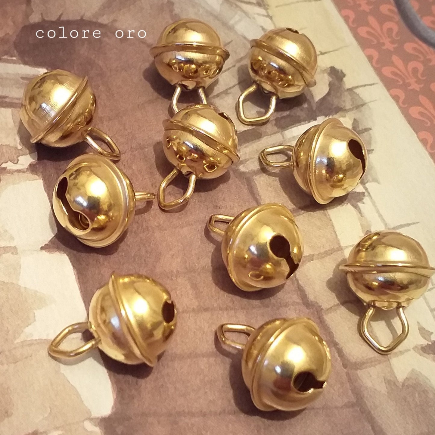 metallo dorati sonagli campanelli tintinnanti per addobbi decorazioni natalizie uso chiama angeli tirabaci matrimonio creazioni bamboline gnomi elfi fatine