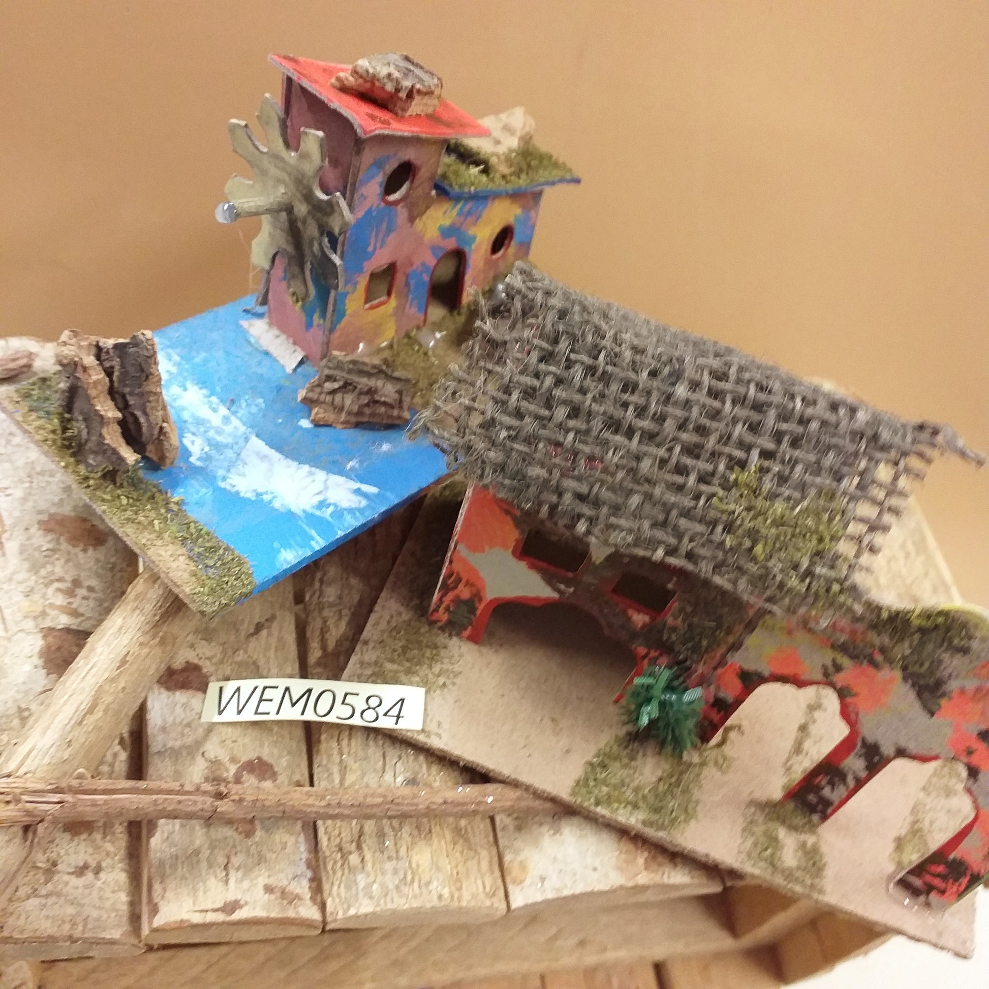 case colorate casolare agricolo mulino fiume presepe fai da te stile napoletano ambienti per scenari base legno cartone tetto juta sughero finestrelle porte per lucine da illuminare