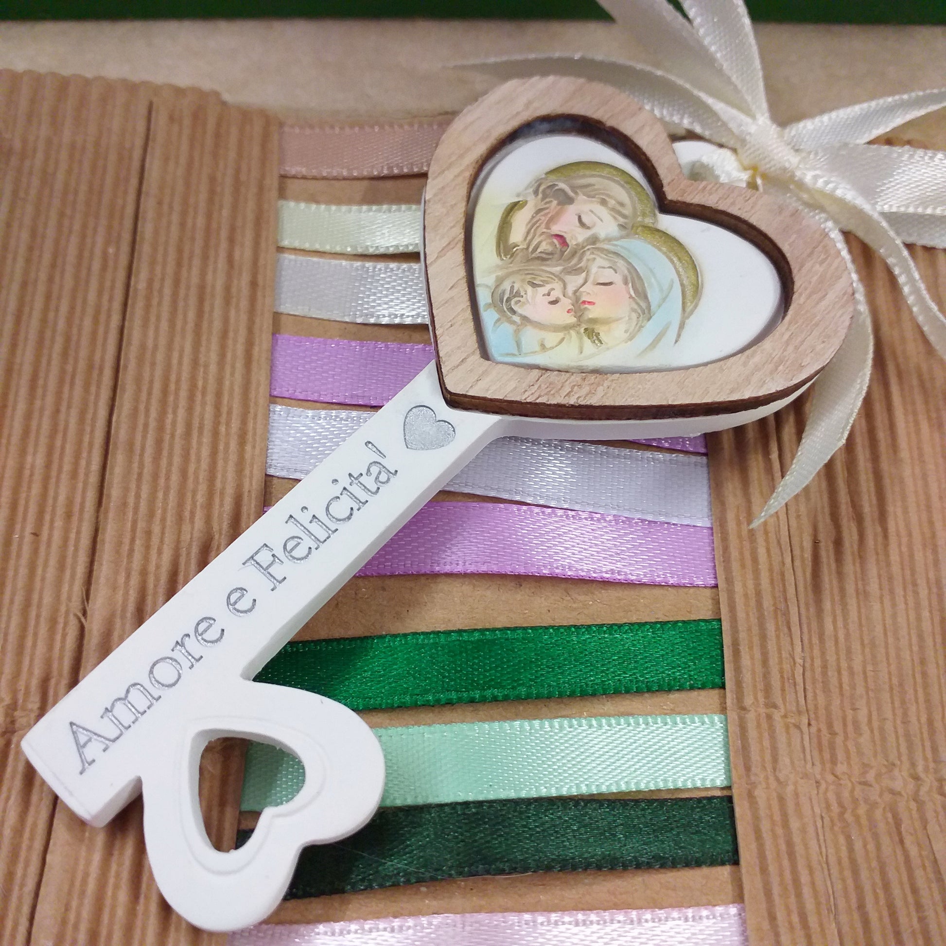 kit fai da te scritta frasi Amore e Felicità su oggettino chiave Sacra Santa Famiglia bomboniera Prima Comunione Santa Cresima Battesimo matrimonio icona ricordino religioso