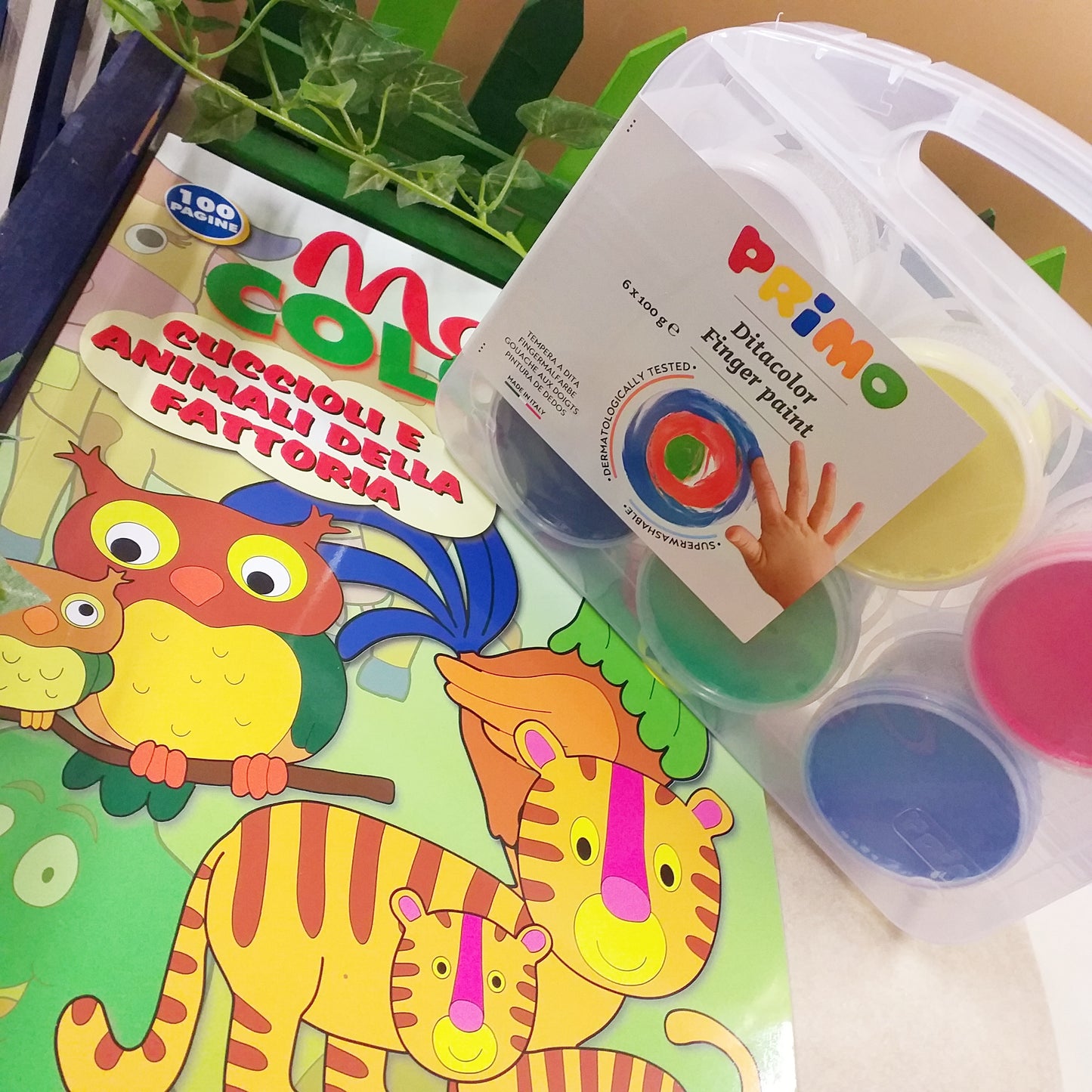 Ditacolor finger paint valigetta Primo kit 6 tempere colori dita e mani per lavoretti bambini disegnare colorare dipingere pitturare animali della fattoria cuccioli 100 pagine disegni