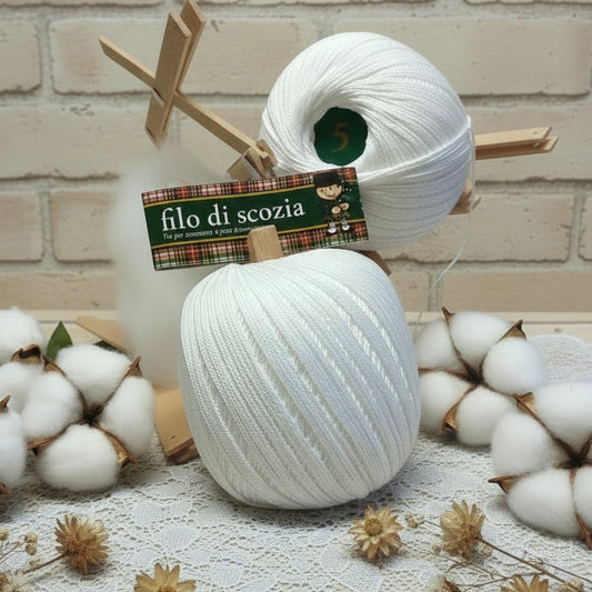 gomitolo filo di cotone pregiato per uncinetto bianco titolo 5 filato di scozia stafil filati stock offerta lavori a maglia con ferri