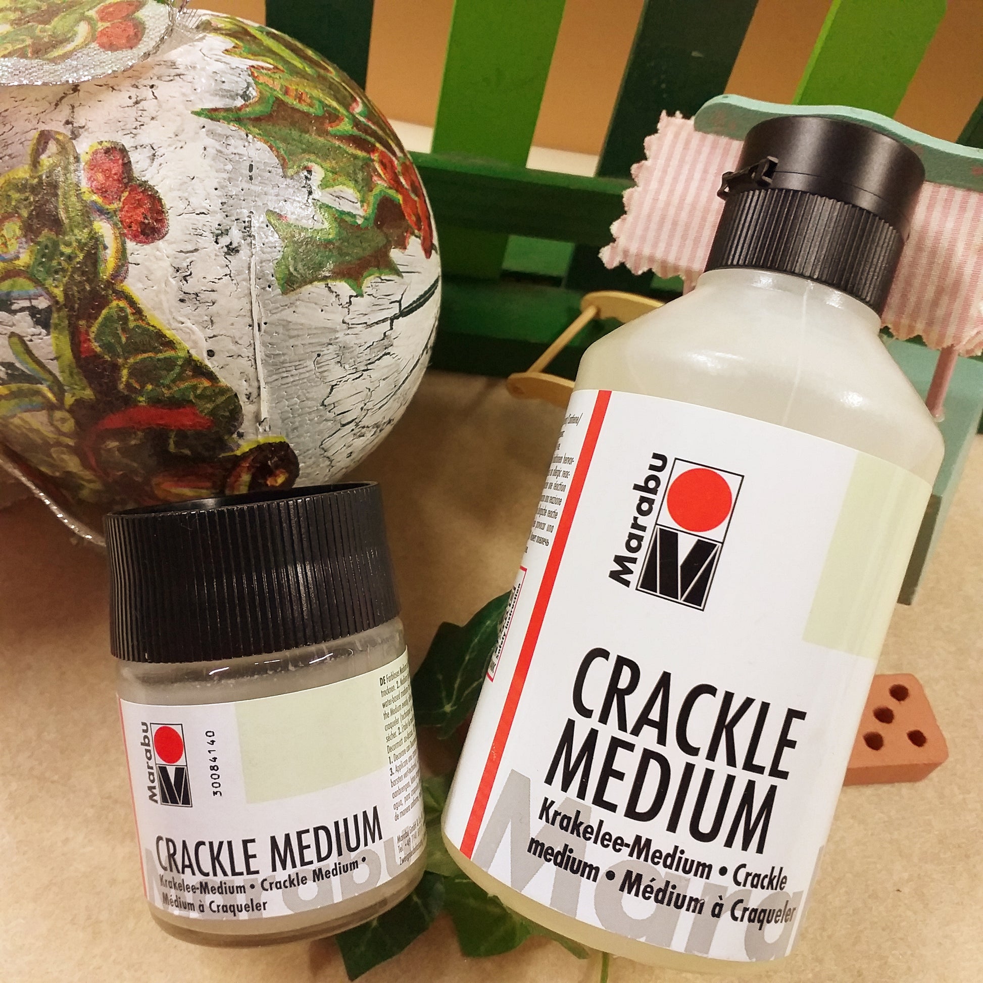 barattolo a base d'acqua 50 e 250 ml vernice screpolante craquelè Stafil-Marabu crackle medium uso decorare effetto antico di crepe su vasi terracotta con carta tradizionale, di riso e tovaglioli o colori di pittura idea pallina albero Natale