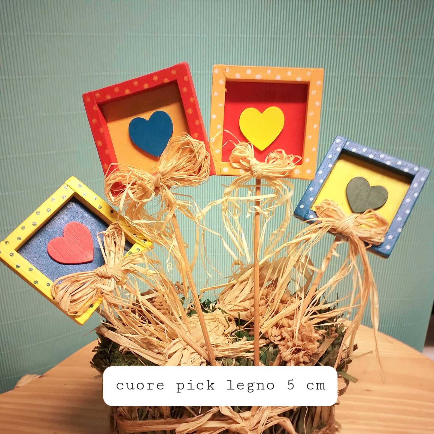 cuori pick per fiori e fioristi San Valentino festa della mamma colorati legno 5 cm vetrinistica confezione regalo packaging